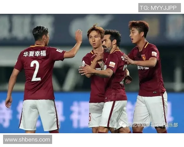 南美足球明星汇聚最强阵容展现激情与荣耀的完美之战 南美足球明星汇聚最强阵容展现激情与荣耀的完美之战