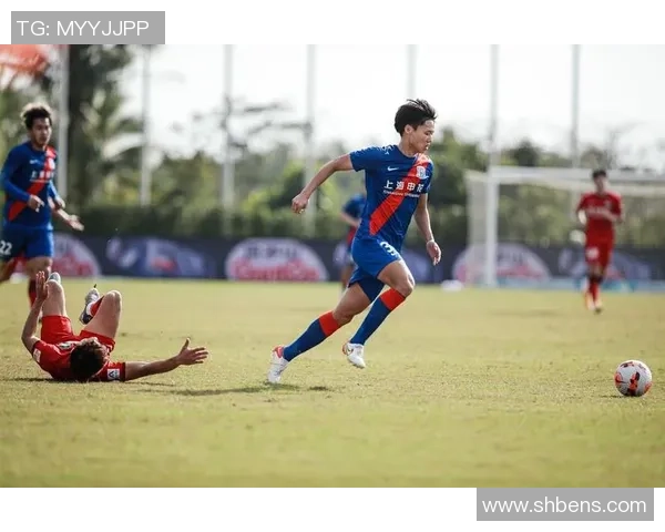杭州足球队的崛起与发展:探索其背后的团队意识与文化传承 杭州足球队的崛起与发展:探索其背后的团队意识与文化传承